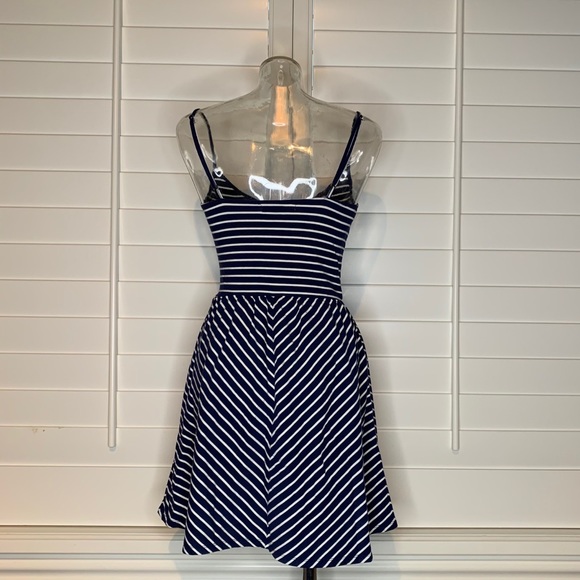 Aeropostale Navy & White stripe skater dress. - Picture 4 of 9